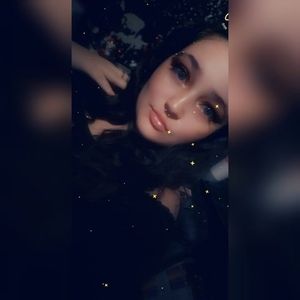 Meet your Posher, Hailey